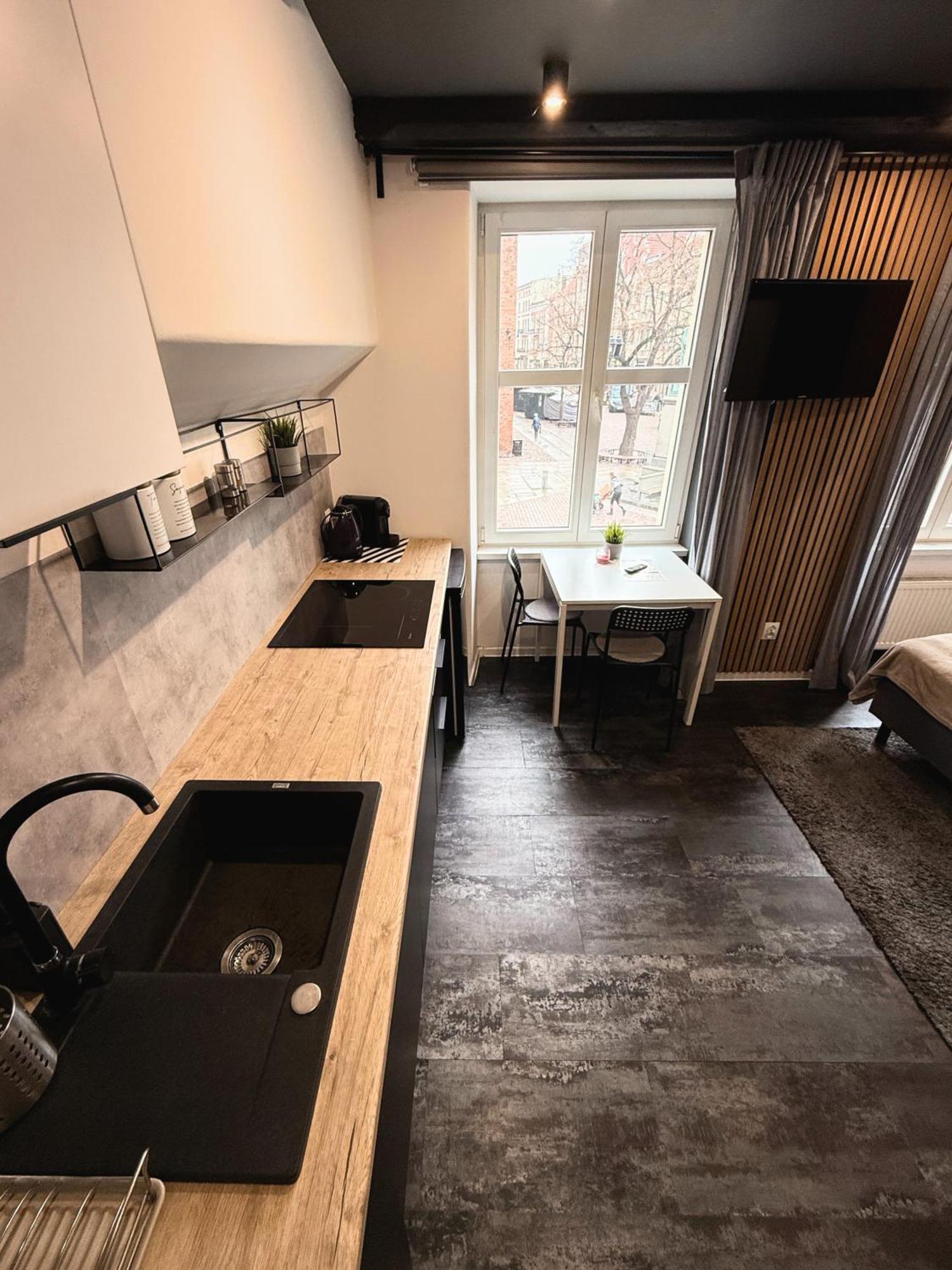 Z Widokiem Na Pomnik Kopernika - Rynek Staromiejski Apartment Torun